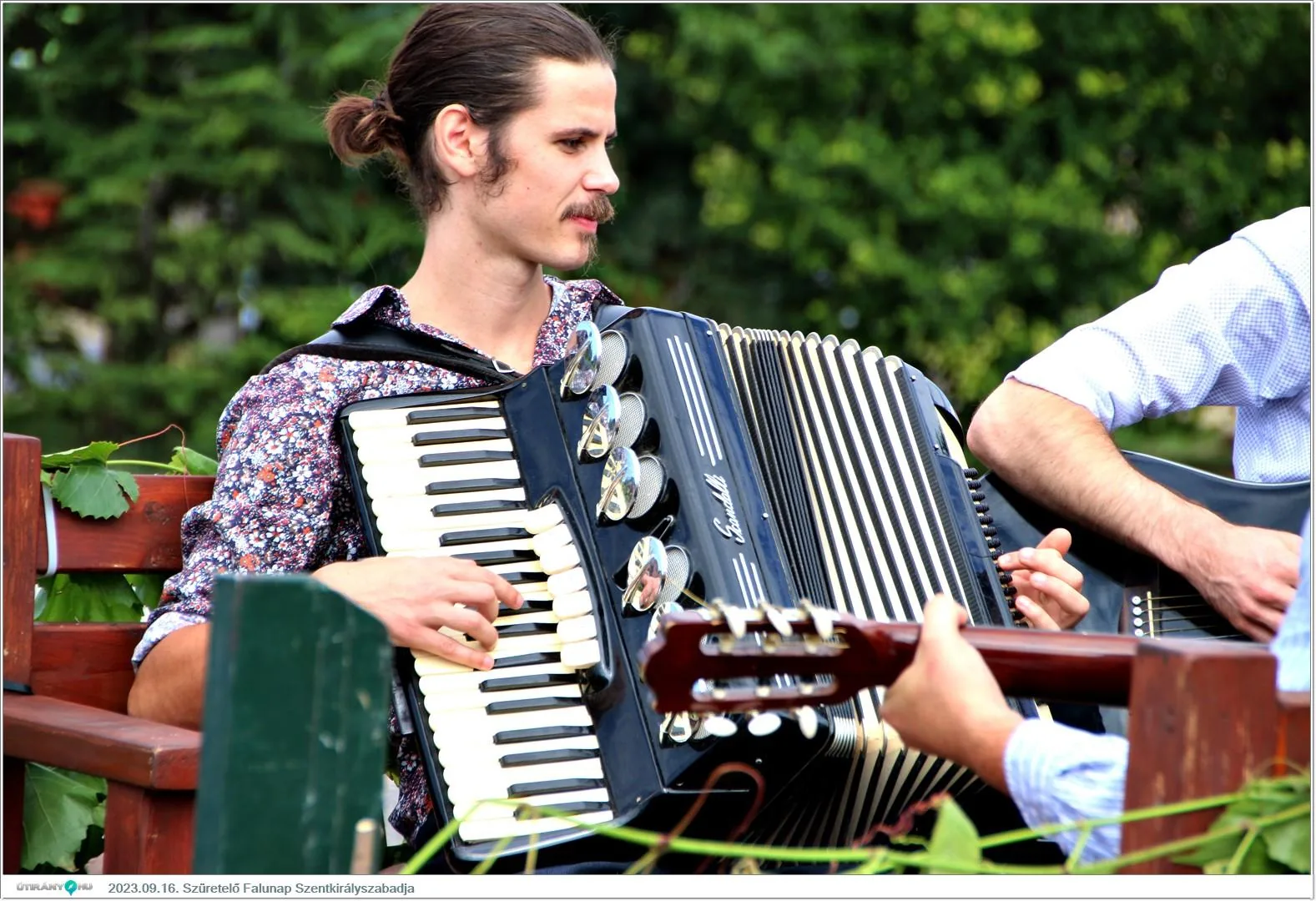 Fotók, Útirány.hu