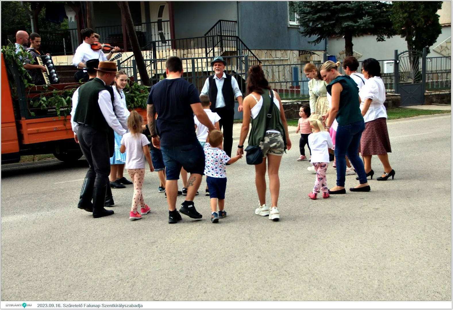 Fotók, Útirány.hu