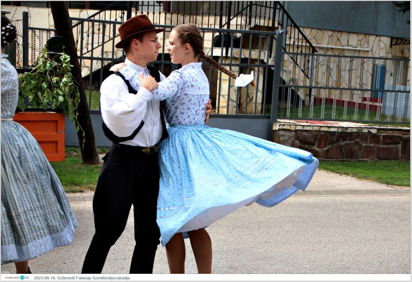 Fotók, Útirány.hu