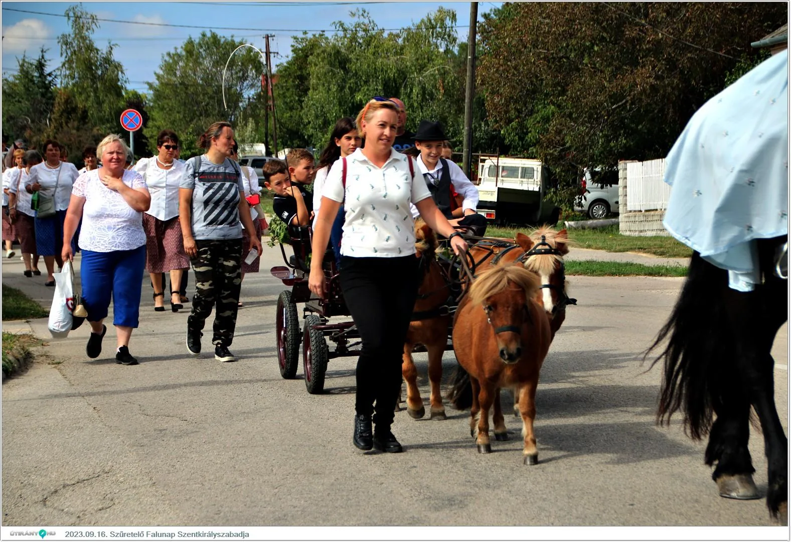 Fotók, Útirány.hu
