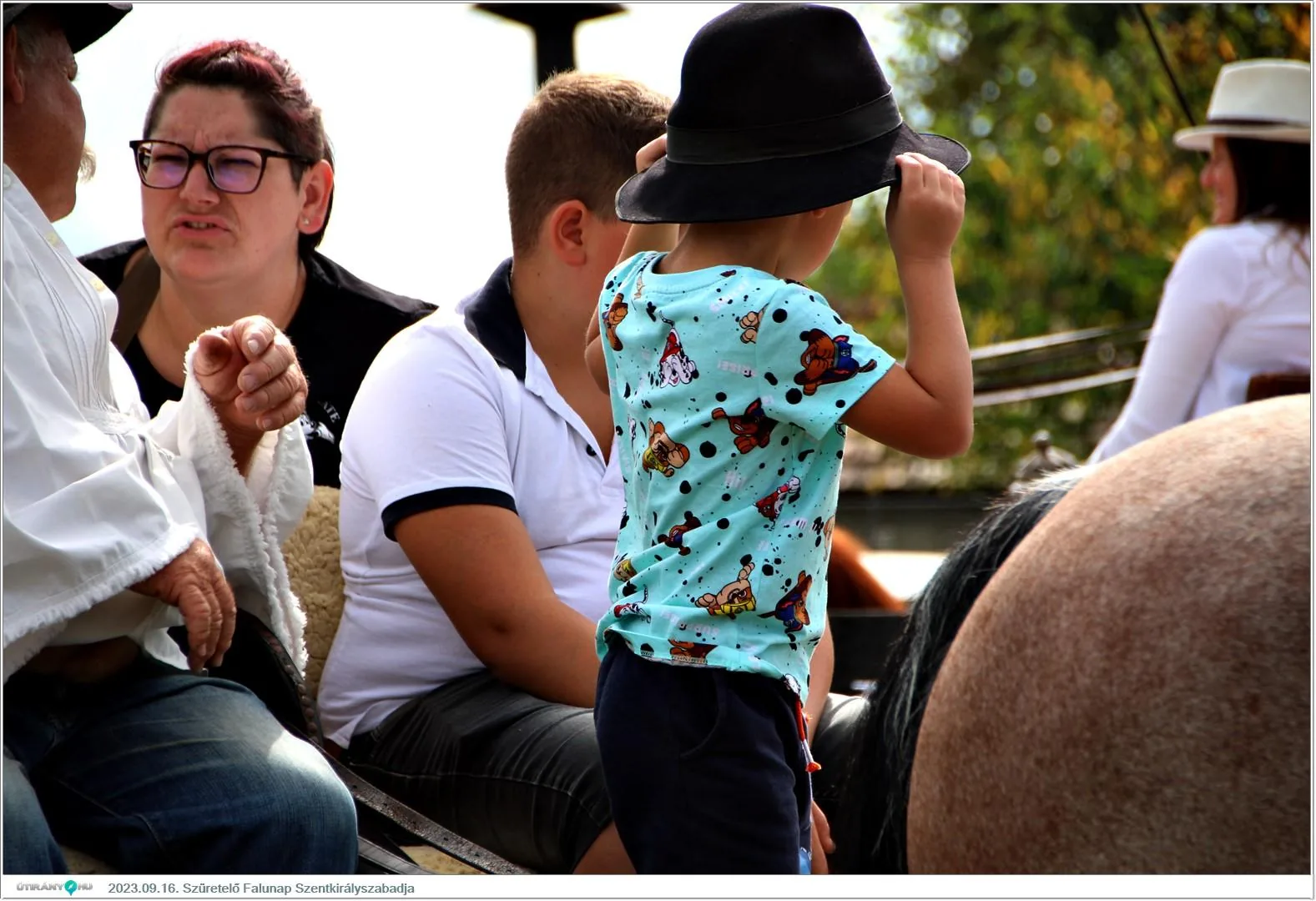 Fotók, Útirány.hu